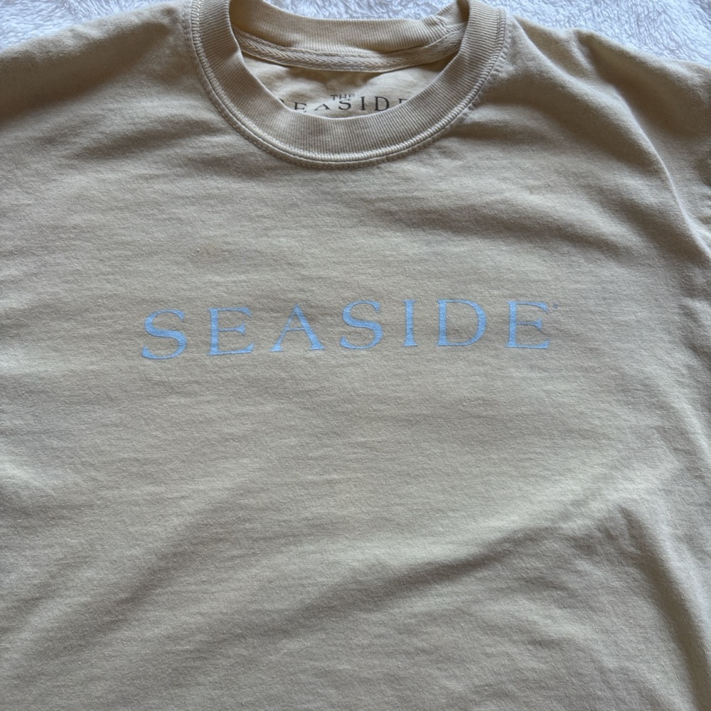 Seaside yellow Women's Short Sleeve Tee